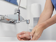 Antimicrobial resistance and infection management (photo)
