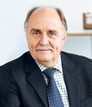 &Ouml;rjan Svensson (photo)