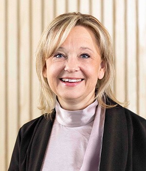 Anna S&auml;vinger &Aring;slund (photo)